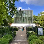 Elegant Well Appointed Maisonette 105M2