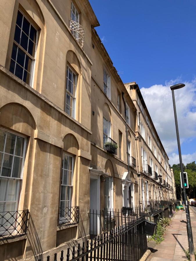 Apartment Elegant Well Appointed Maisonette 105m2 *