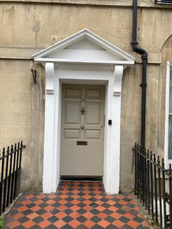 Elegant Well Appointed Maisonette 105m2