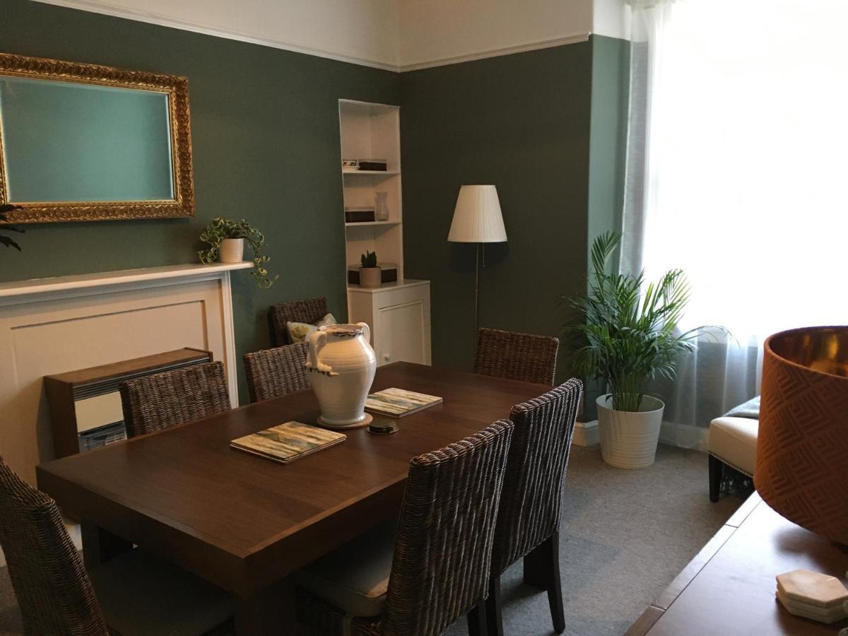 Apartment Elegant Well Appointed Maisonette 105m2 Bath