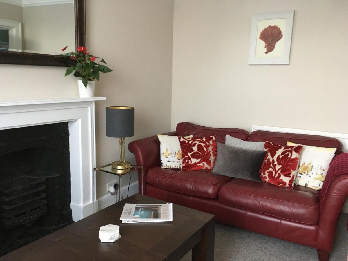 Elegant Well Appointed Maisonette 105m2 Apartment *