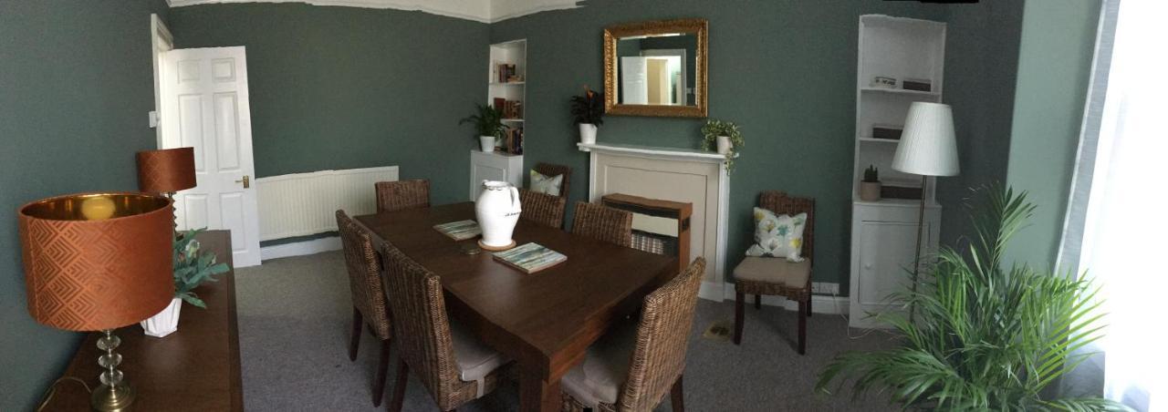 Apartment Elegant Well Appointed Maisonette 105m2 *
